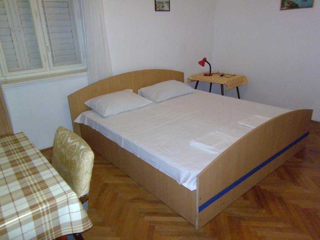 Apartments Kreso 5 Meters From The Beach With See View Shadow And Parking Place Stara Novalja Chambre photo